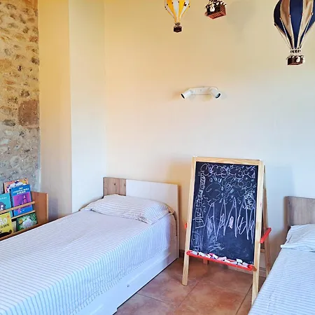 Holiday home Masia Rustica Con Piscina En *