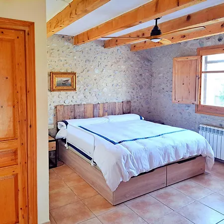 Masia Rustica Con Piscina En
