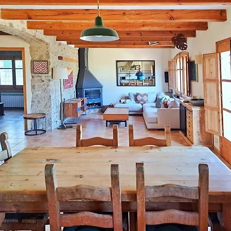 Masia Rustica Con Piscina En