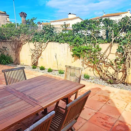 Holiday home Masia Rustica Con Piscina En Torroella de Fluvia
